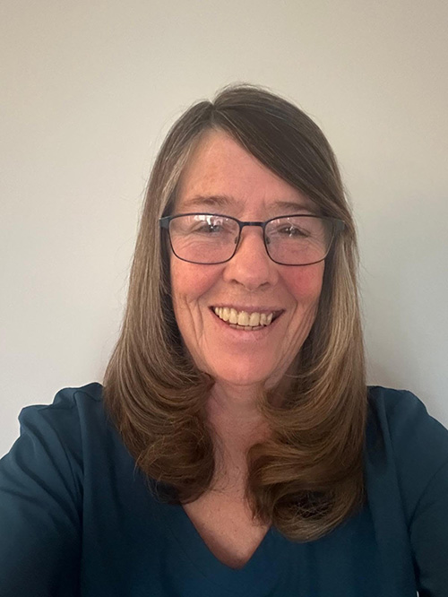 Veronica (Ronnie) Noble